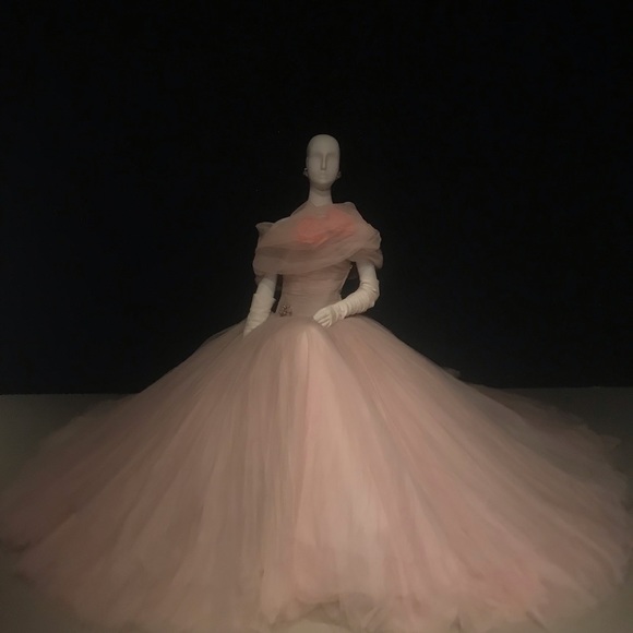 Meet your Posher, Katie - Picture 1 of 1